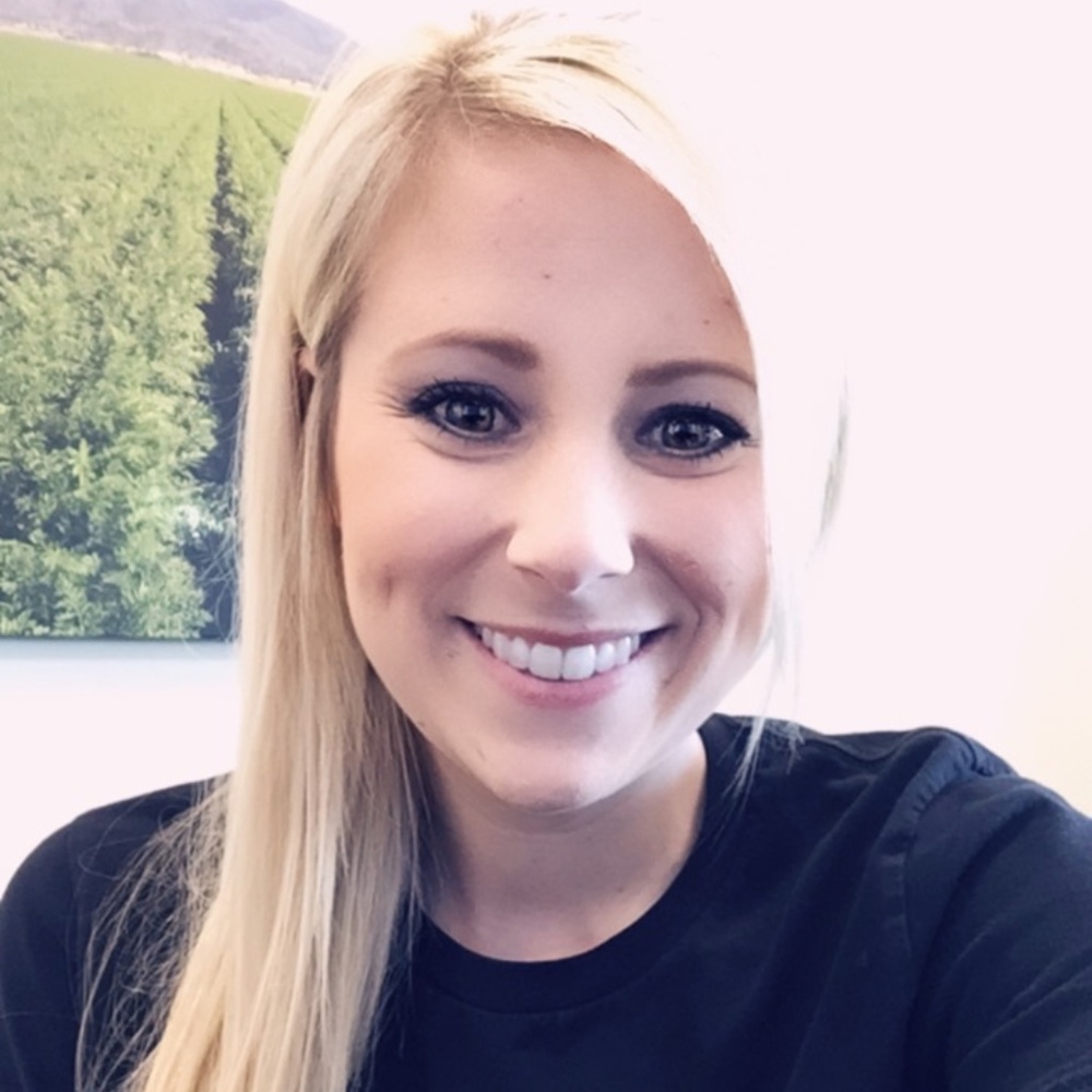 Meet your Posher, Kayla